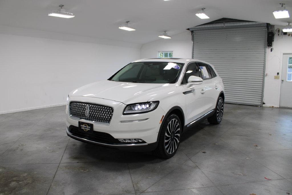 Used 2023 Lincoln Nautilus Black Label w/ Class II Trailer Tow Package AWD/4WD image 4
