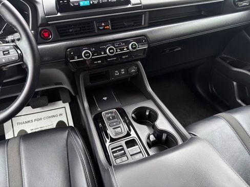 Certified 2025 Honda Pilot EX-L image 15