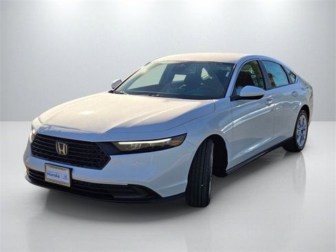New 2025 Honda Accord LX image 8