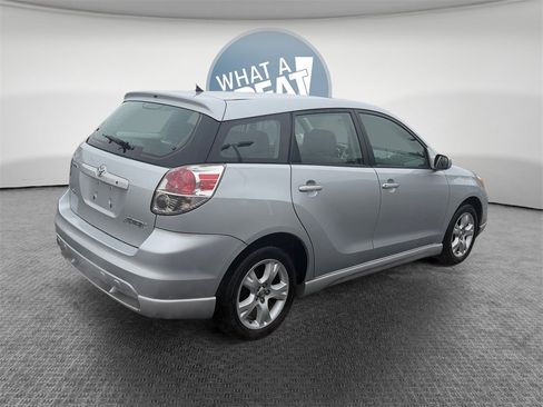 Used 2007 Toyota Matrix image 3