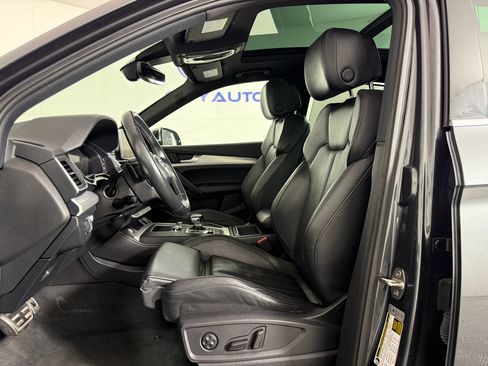 Used 2018 Audi SQ5 Prestige w/ Prestige Package image 16