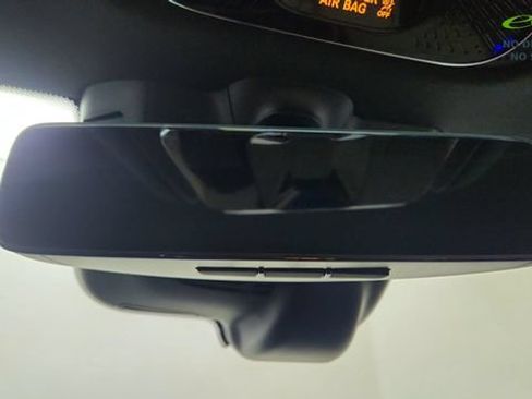Used 2026 Mercedes-Benz GLC 350e 4MATIC image 63