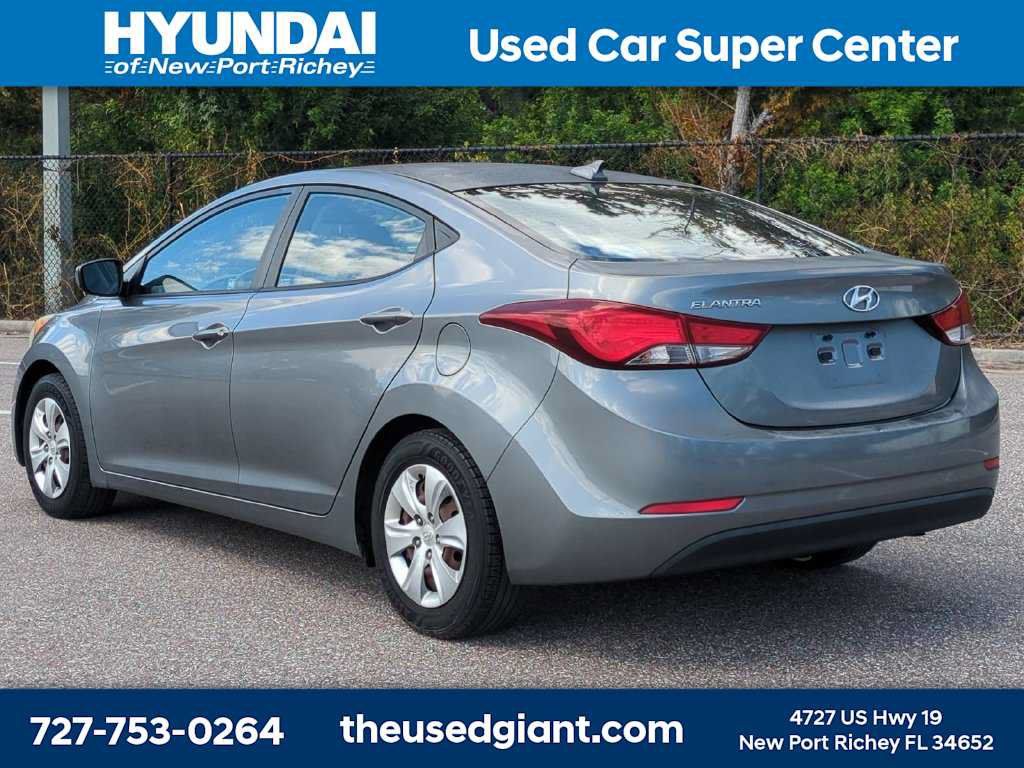 Used 2016 Hyundai Elantra SE FWD image 3