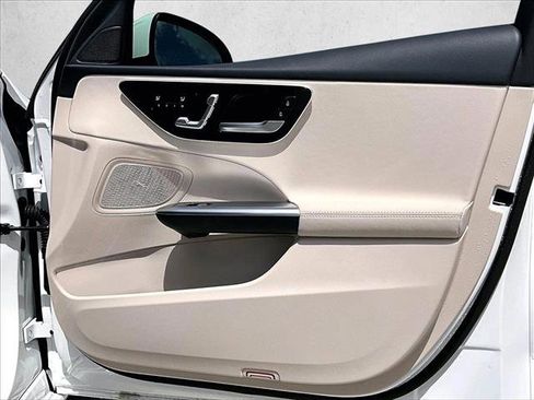 Used 2026 Mercedes-Benz C 300 Sedan image 19