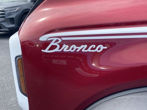 New 2026 Ford Bronco Heritage Edition AWD/4WD image 7