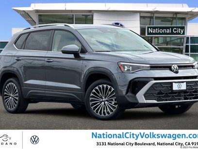 New 2025 Volkswagen Taos SE