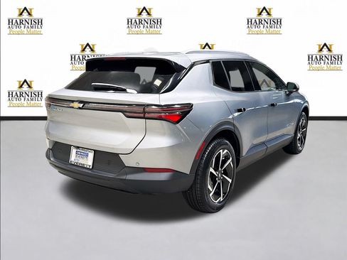 New 2026 Chevrolet Equinox EV LT FWD image 5