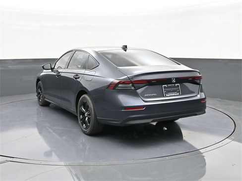 New 2025 Honda Accord SE image 8