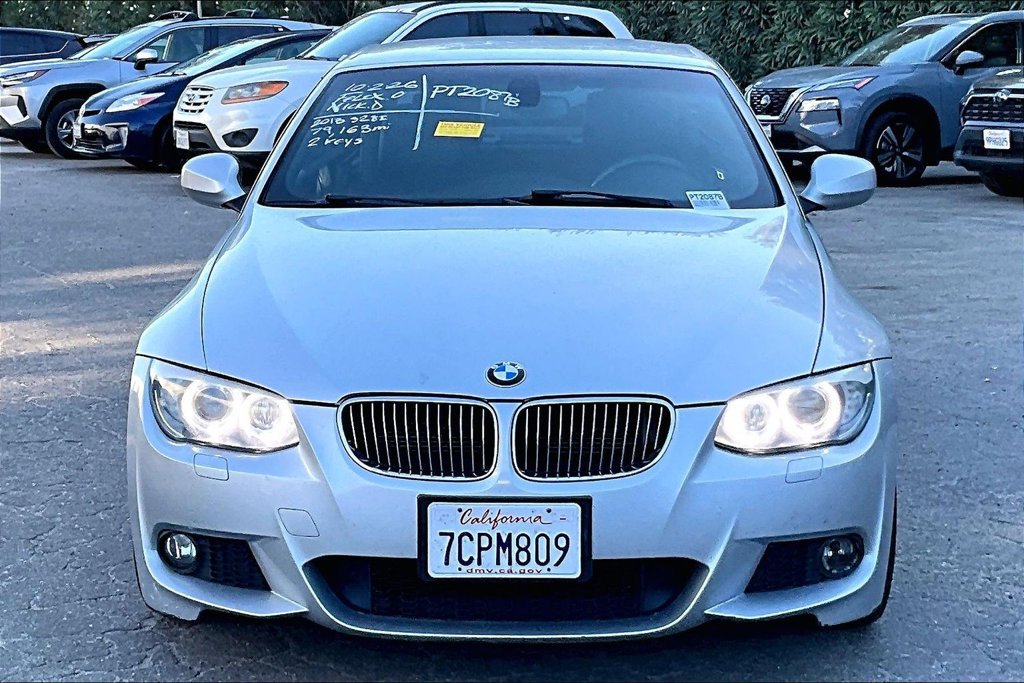 Used 2013 BMW 328i Convertible RWD image 2