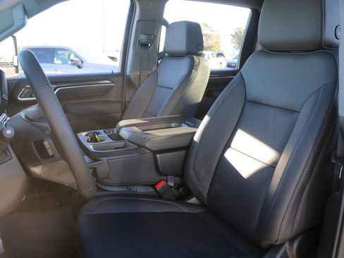 New 2026 Chevrolet Silverado 3500 LT image 14