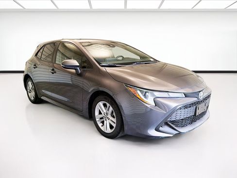 Used 2022 Toyota Corolla SE w/ Carpet Mat Package (TMS) FWD image 3