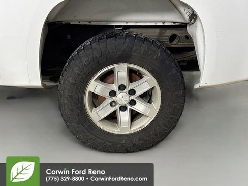 Used 2010 GMC Sierra 1500 SLE w/ Power Pack Plus image 27