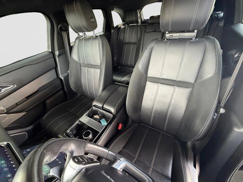 Used 2019 Land Rover Range Rover Velar R-Dynamic SE AWD/4WD image 13