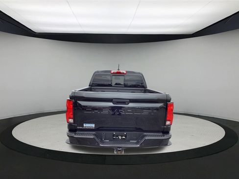 Used 2023 Chevrolet Colorado Z71 w/ Z71 Convenience Package 2 image 7