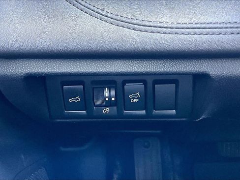 Used 2023 Subaru Outback Wilderness AWD/4WD image 33