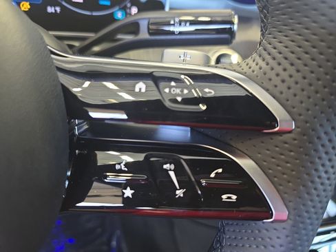 New 2025 Mercedes-Benz C 300 Sedan image 19