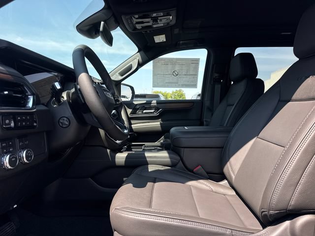 New 2026 GMC Yukon Denali w/ Sun & Power Step Package AWD/4WD image 14