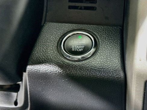 Used 2019 Ford F150 Lariat w/ Equipment Group 502A Luxury AWD/4WD image 21