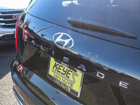 Used 2023 Hyundai Palisade Calligraphy w/ Cargo Package image 9