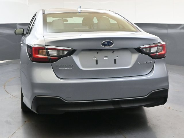 Used 2025 Subaru Legacy Premium AWD/4WD image 4