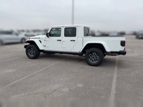 New 2026 Jeep Gladiator Mojave image 7