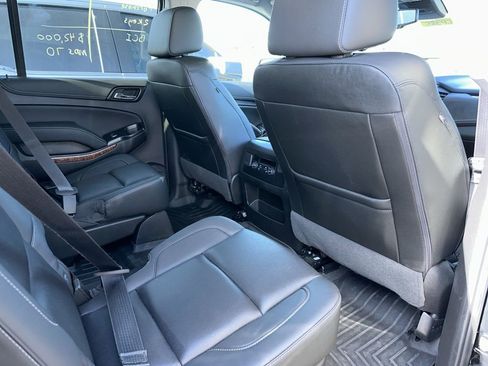 Certified 2020 Chevrolet Suburban Premier RWD image 4