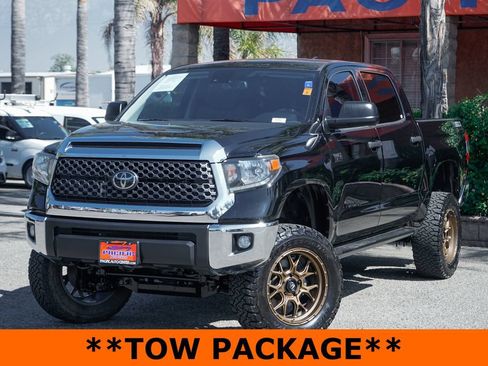 Used 2020 Toyota Tundra SR5 w/ SR5 Upgrade Package AWD/4WD image 4