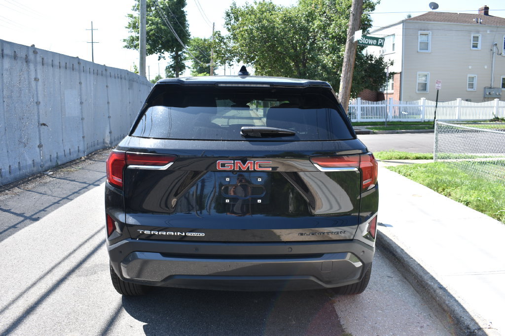 Used 2025 GMC Terrain Elevation AWD/4WD image 6