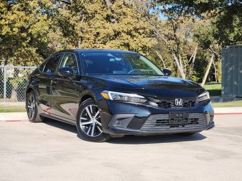 Used 2024 Honda Civic LX image 2