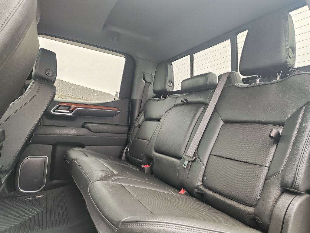 Used 2022 GMC Sierra 1500 Denali w/ Denali Reserve Package AWD/4WD image 14