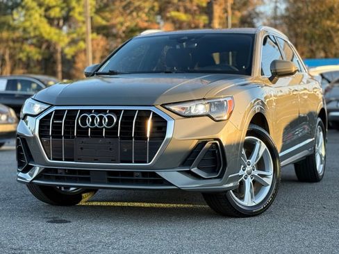 Used 2020 Audi Q3 2.0T Premium image 1