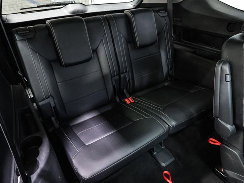 Used 2022 Volkswagen Atlas SEL R-Line image 26