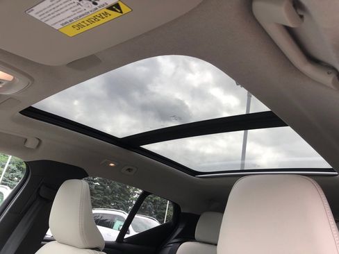 New 2026 Volvo XC40 B5 Ultra w/ Protection Package Premier image 15