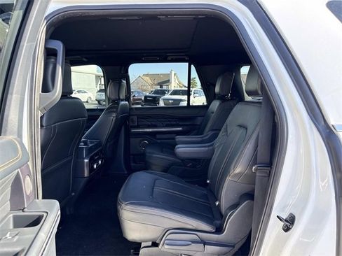 Used 2022 Ford Expedition Max Platinum image 14