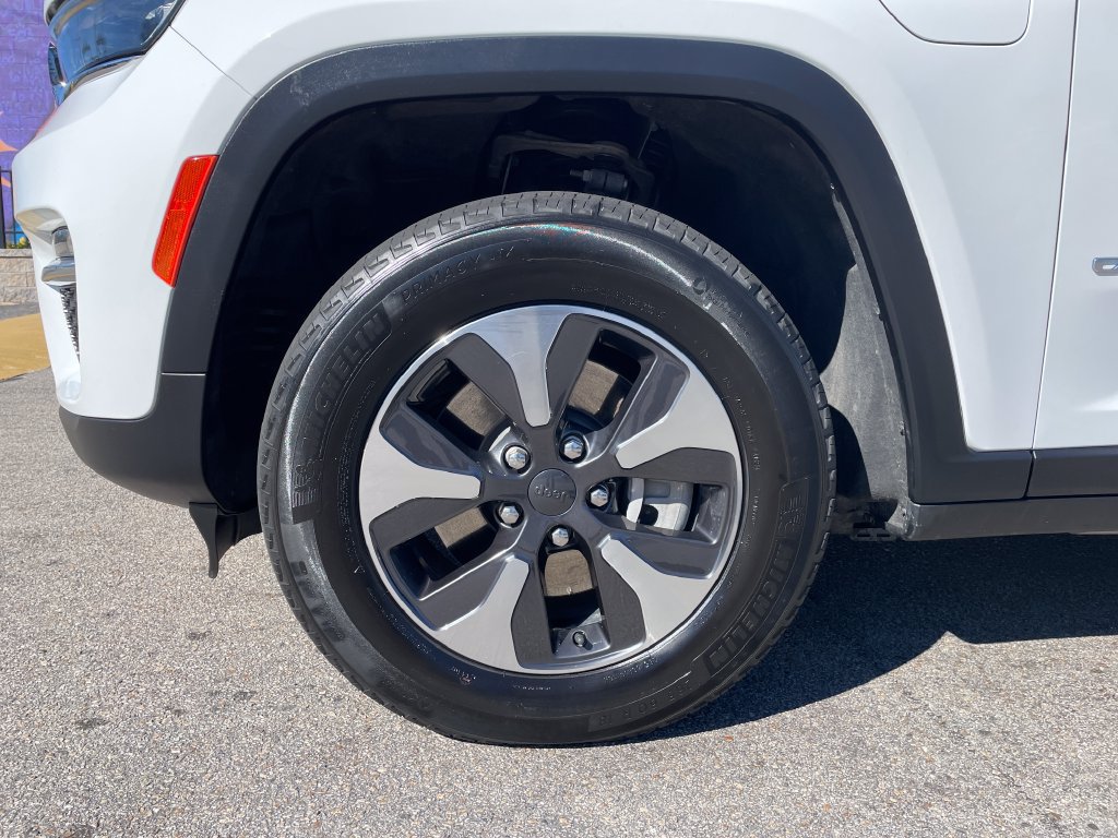 Certified 2024 Jeep Grand Cherokee Limited 4xe AWD/4WD image 9