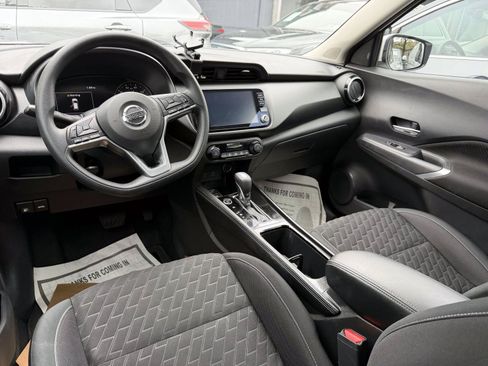 Used 2021 Nissan Kicks SV FWD image 12