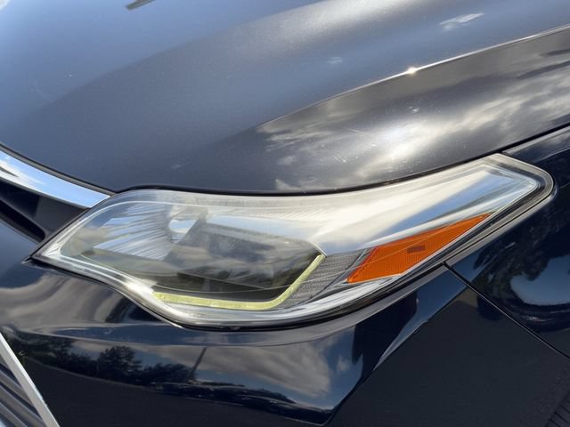 Used 2018 Toyota Avalon Limited FWD image 9