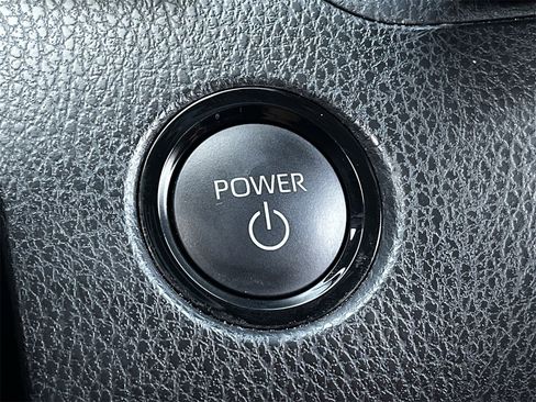 Used 2025 Toyota Camry XSE image 19