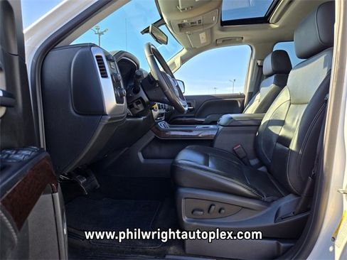 Used 2018 GMC Sierra 1500 SLT w/ SLT Premium Package image 9