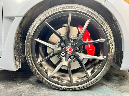 Used 2024 Honda Civic Type R image 27