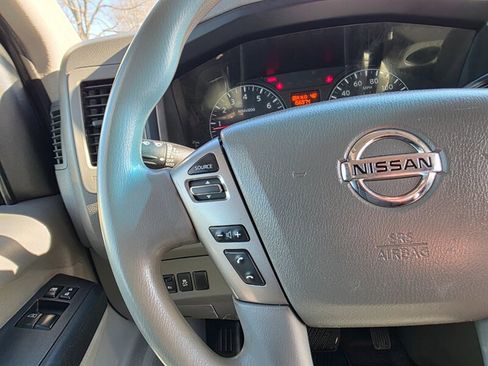 Used 2018 Nissan NV 3500 SL w/ Navigation Package image 30