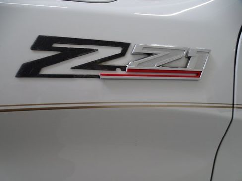 Used 2022 Chevrolet Silverado 1500 LTZ image 24