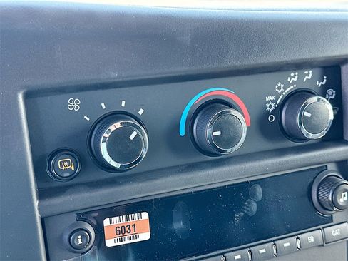 New 2025 Chevrolet Express 2500 w/ Communications Package image 10
