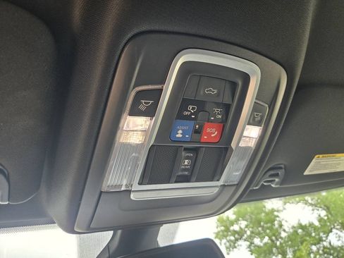 Used 2019 RAM 2500 Laramie w/ Night Edition AWD/4WD image 21