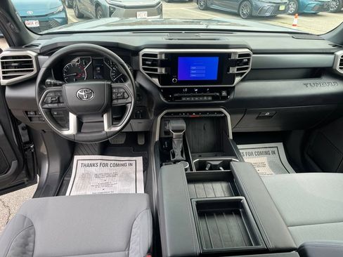Used 2025 Toyota Tundra SR5 AWD/4WD image 10