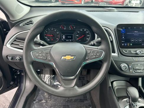 Used 2023 Chevrolet Malibu LS FWD image 20