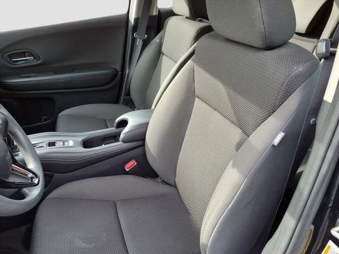 Used 2020 Honda HR-V LX image 13