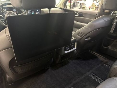 Used 2025 Kia Carnival SX Prestige FWD image 20