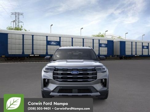 New 2026 Ford Explorer Active image 7