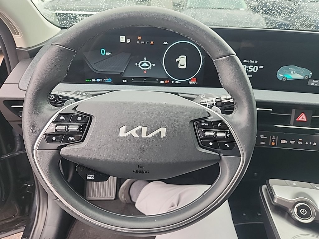 Used 2024 Kia EV6 Light RWD image 21
